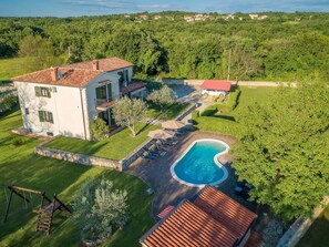 Villa | Pool | Inomhuspool och utomhuspool