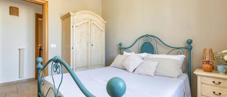 Maison, fumeur | 6 chambres