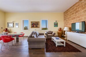 Villa | 4 bedrooms - 1014 Villa Miramare in Torre Suda (Racale)