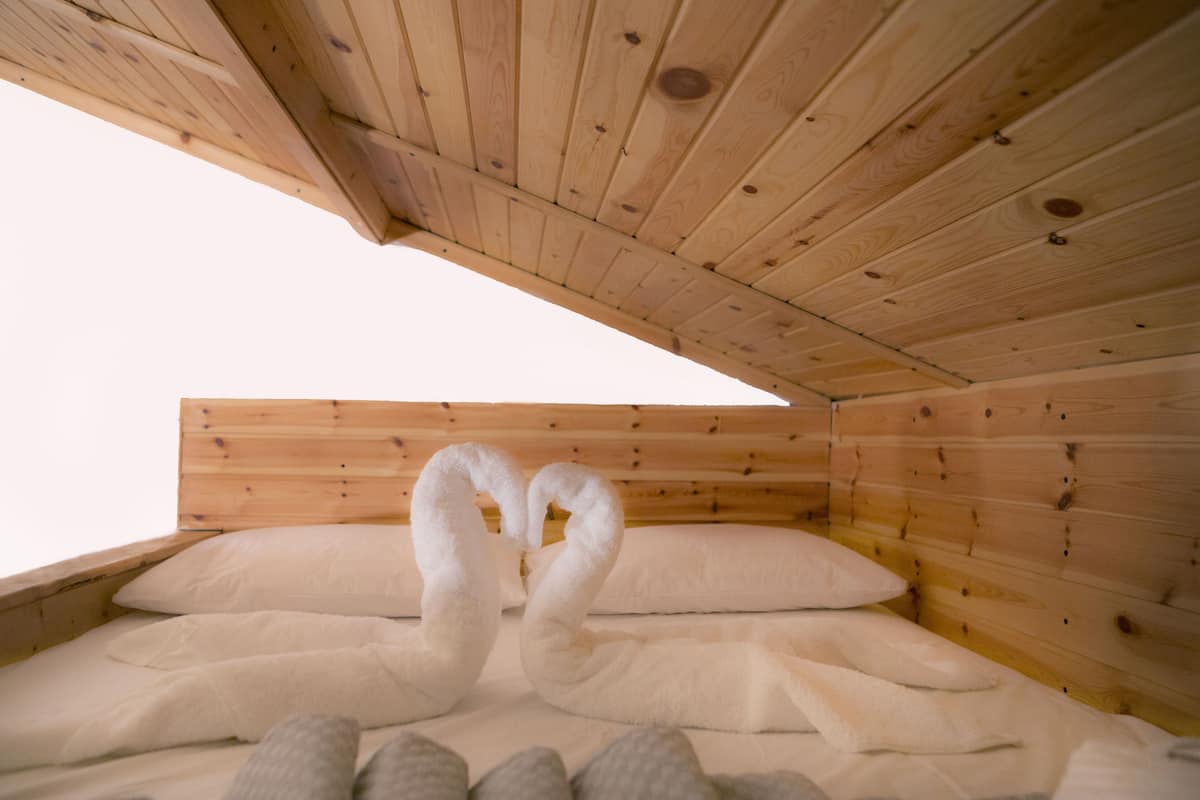 Standard Quadruple Room (Platanos) | Desk, laptop workspace, soundproofing, free WiFi