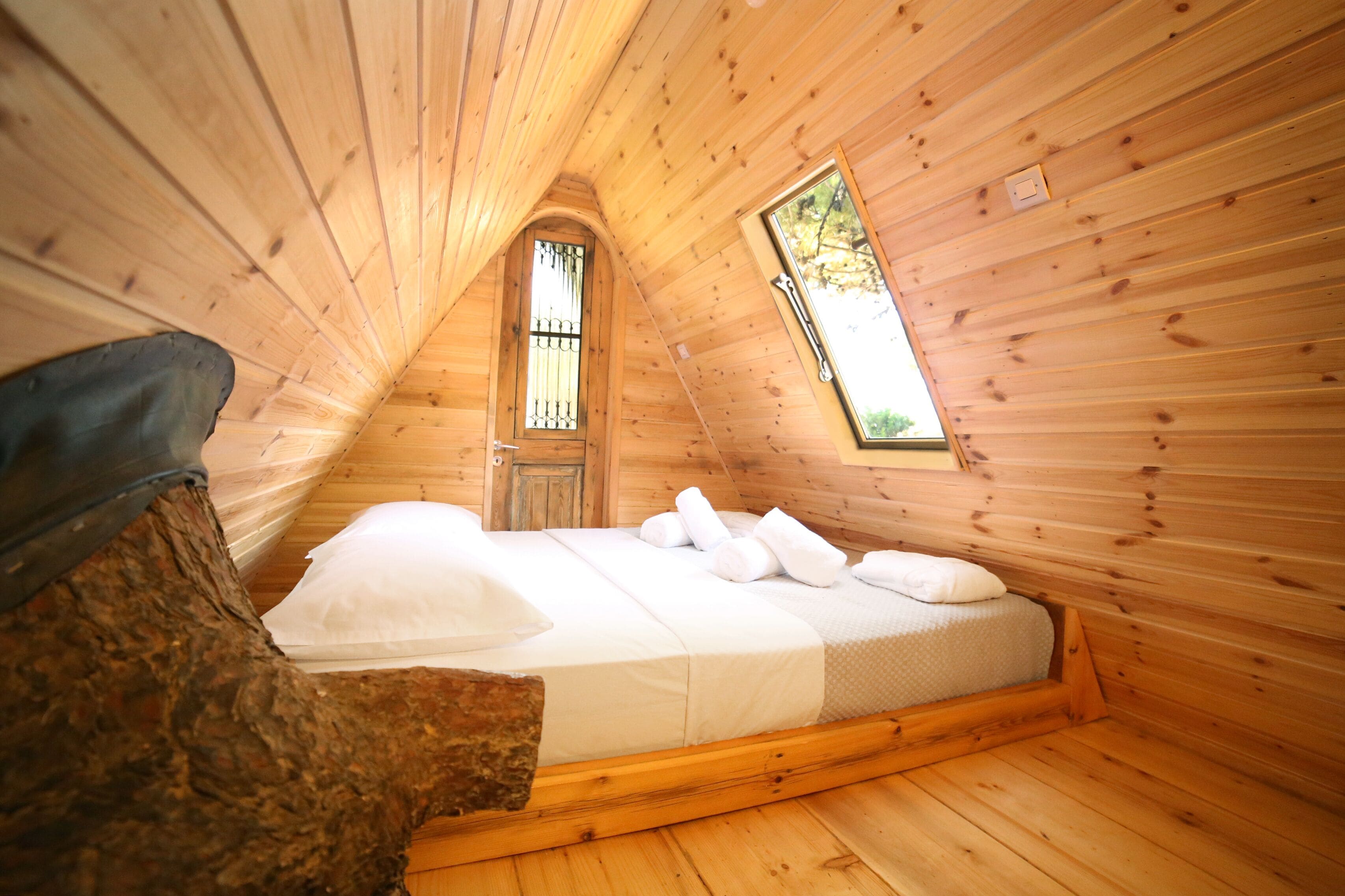 Bungalow Deluxe, vistas al mar (Tree House) | Escritorio y espacio para trabajar con un portátil