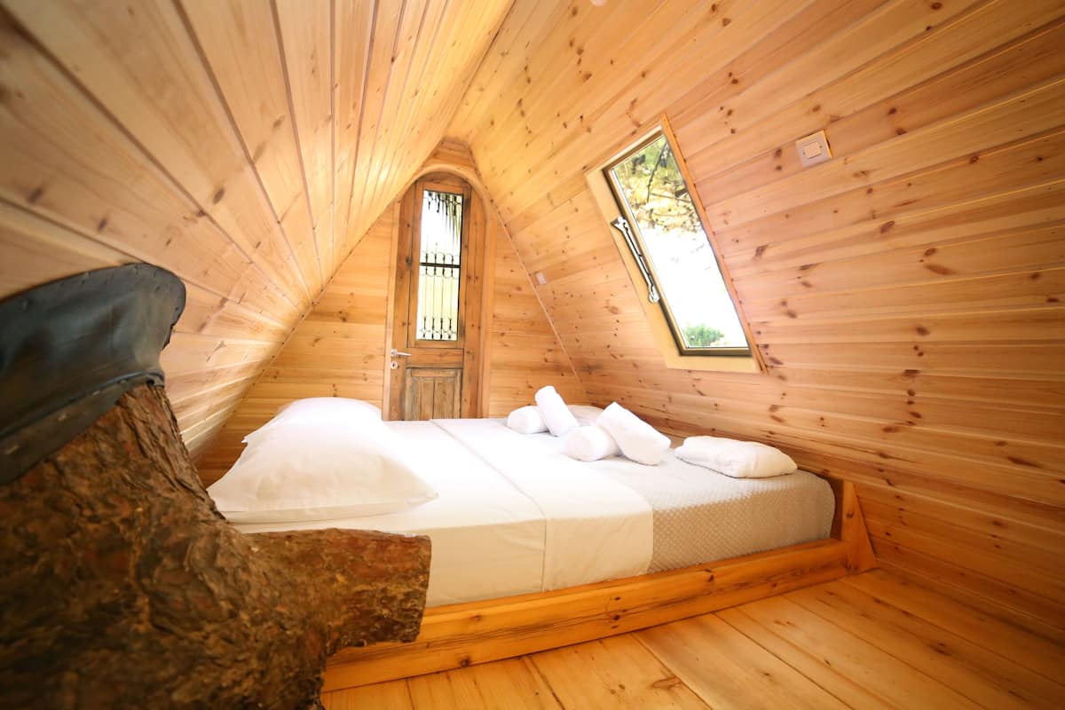 Deluxe Bungalow, Sea View (Tree House) | Desk, laptop workspace, soundproofing, free WiFi