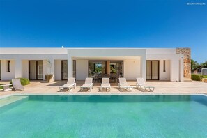 Casa, para fumantes | 5 quartos