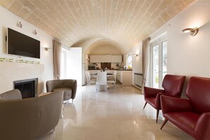 5 bedrooms - 553 Villa con Piscina e Jacuzzi ad San Michele Salentino (San Michele Salentino)