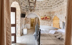 House | 1 bedroom - 1790 B B Mariano - Camera Matrimoniale in Trullo (Ceglie Messapica)