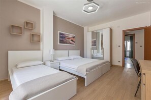 Apartment | 4 bedrooms - 2983 Floating Apartment by Barbarhouse (Lecce)