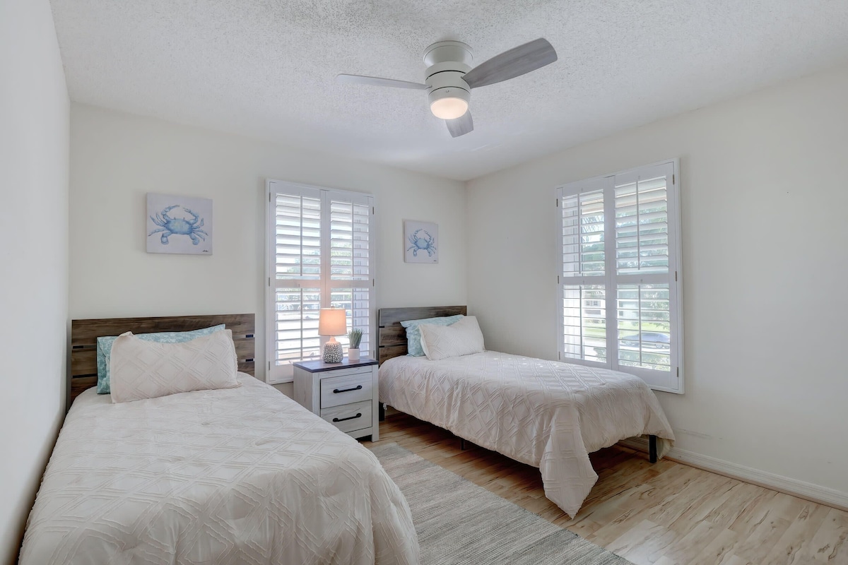 Photo 22 of B-2 - Waterfront Condo Near Naples Bay & Beaches