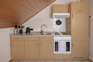 冰箱、烤箱、炉灶、茶具/咖啡用具