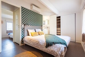 2 bedrooms, desk, iron/ironing board, free WiFi