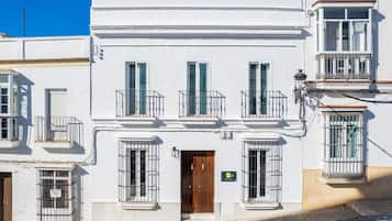 Fachada de la propiedad
