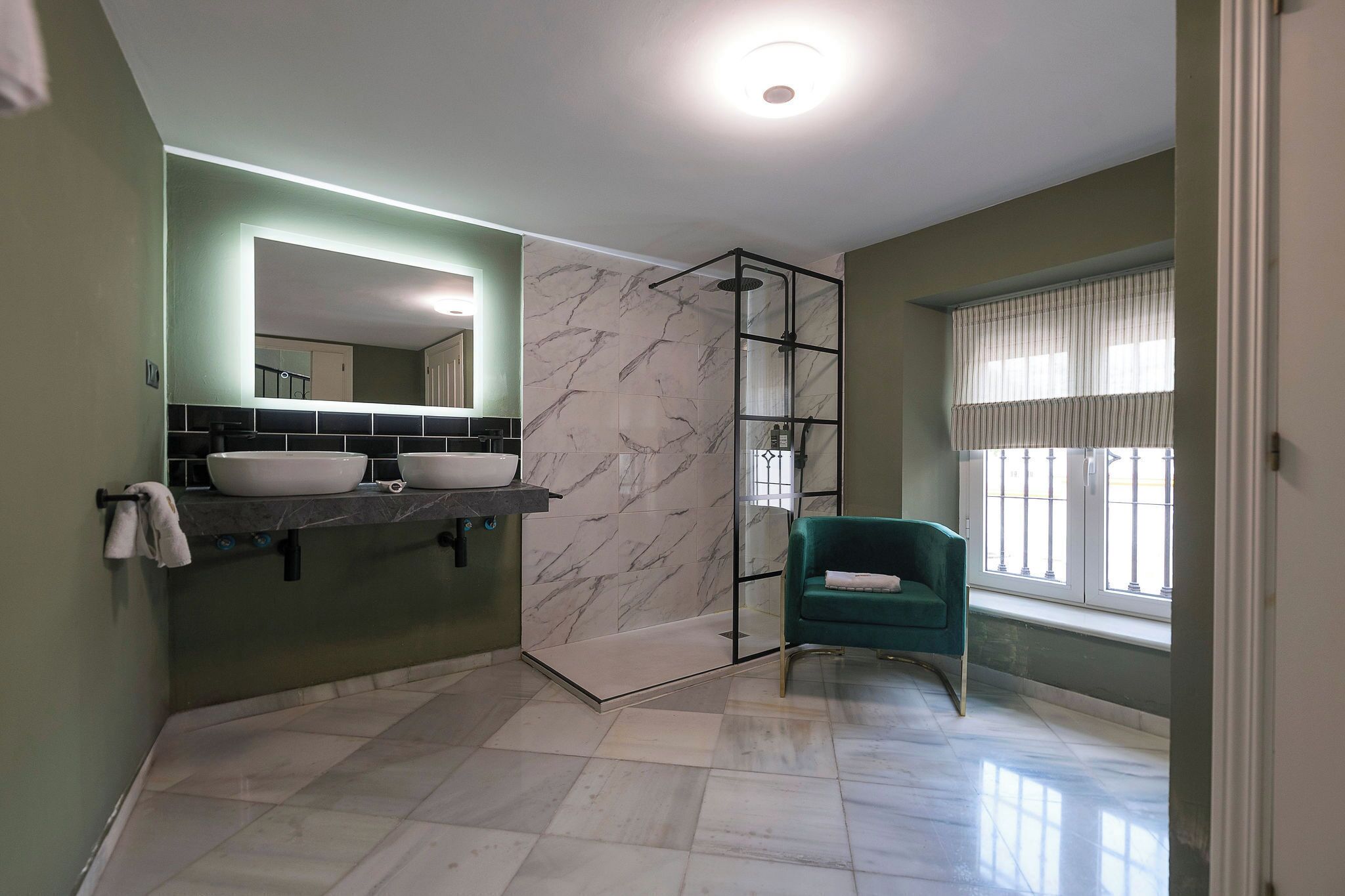 Photo - Boutique Suites