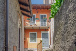 Dettaglio esterni
