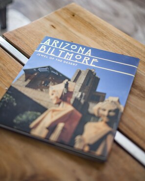 Miscellaneous - Comfortable elegance in the heart of Biltmore (Phoenix)