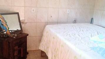 3 bedrooms, bed sheets