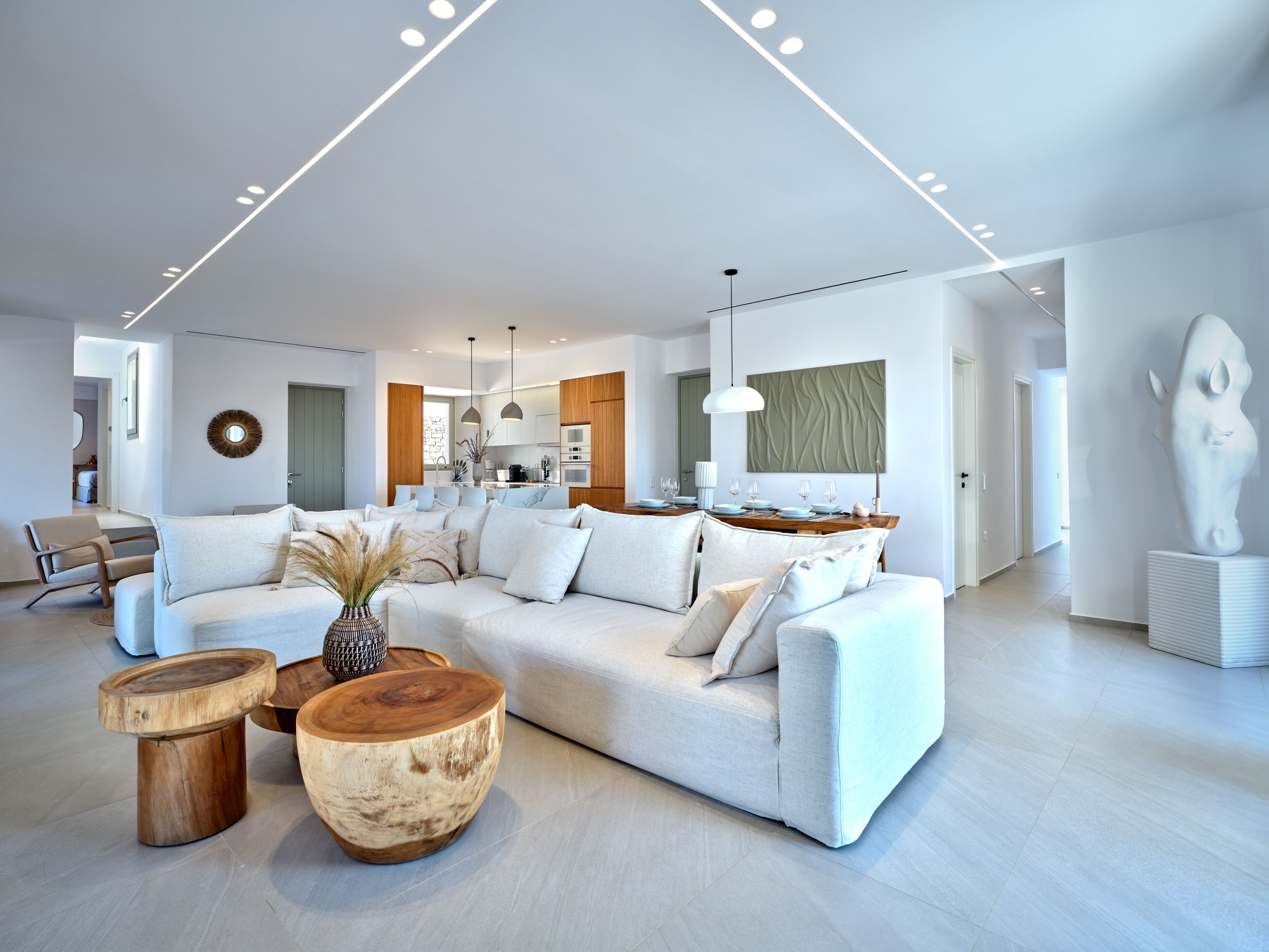 奢华别墅, 6 间卧室, 私人游泳池 | 客厅 | 42-英寸智能电视 （配备数码频道）、电视