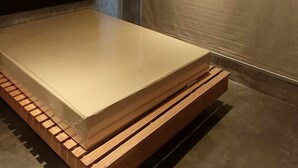مكتب وواي فاي مجانًا وملاءات أسرّة