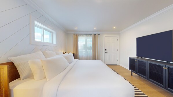 Individually furnished, free WiFi, bed sheets