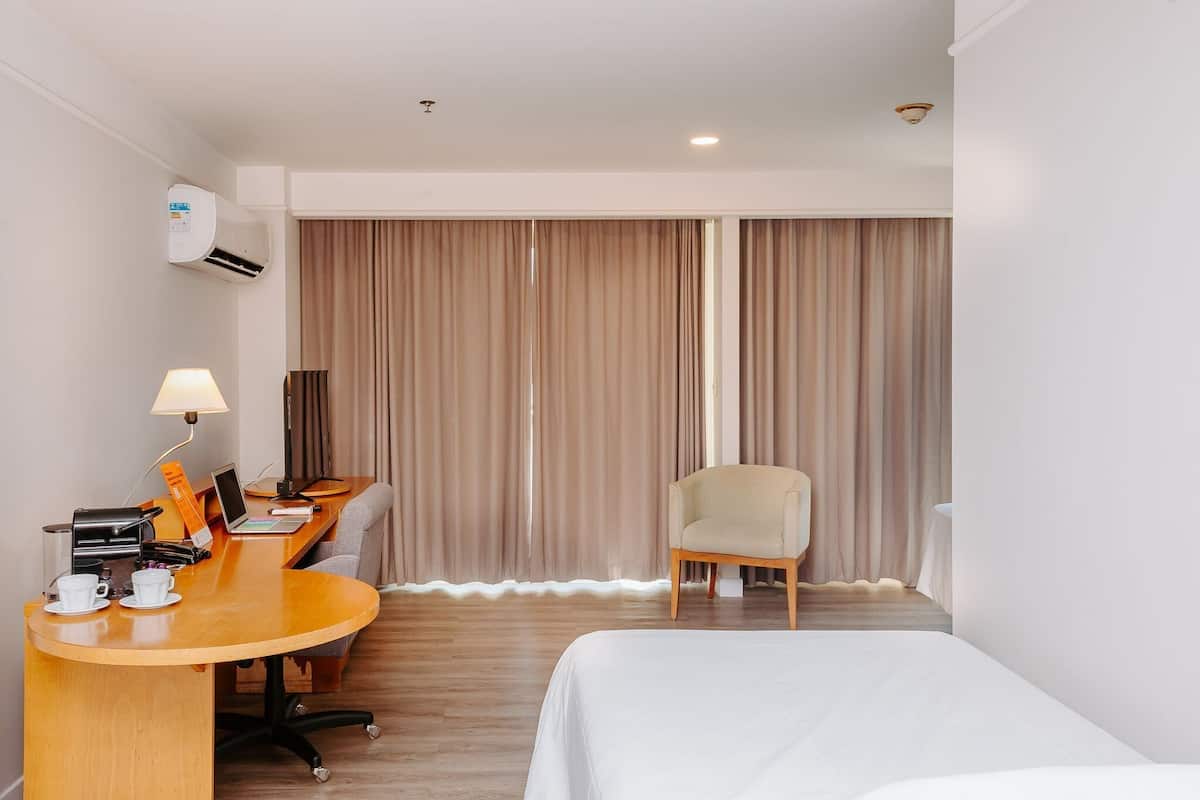 Apartment | In-room safe