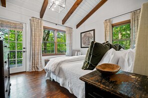 3 bedrooms, desk, travel cot, free WiFi - Modern cabin in Big Canoe  (Jasper)