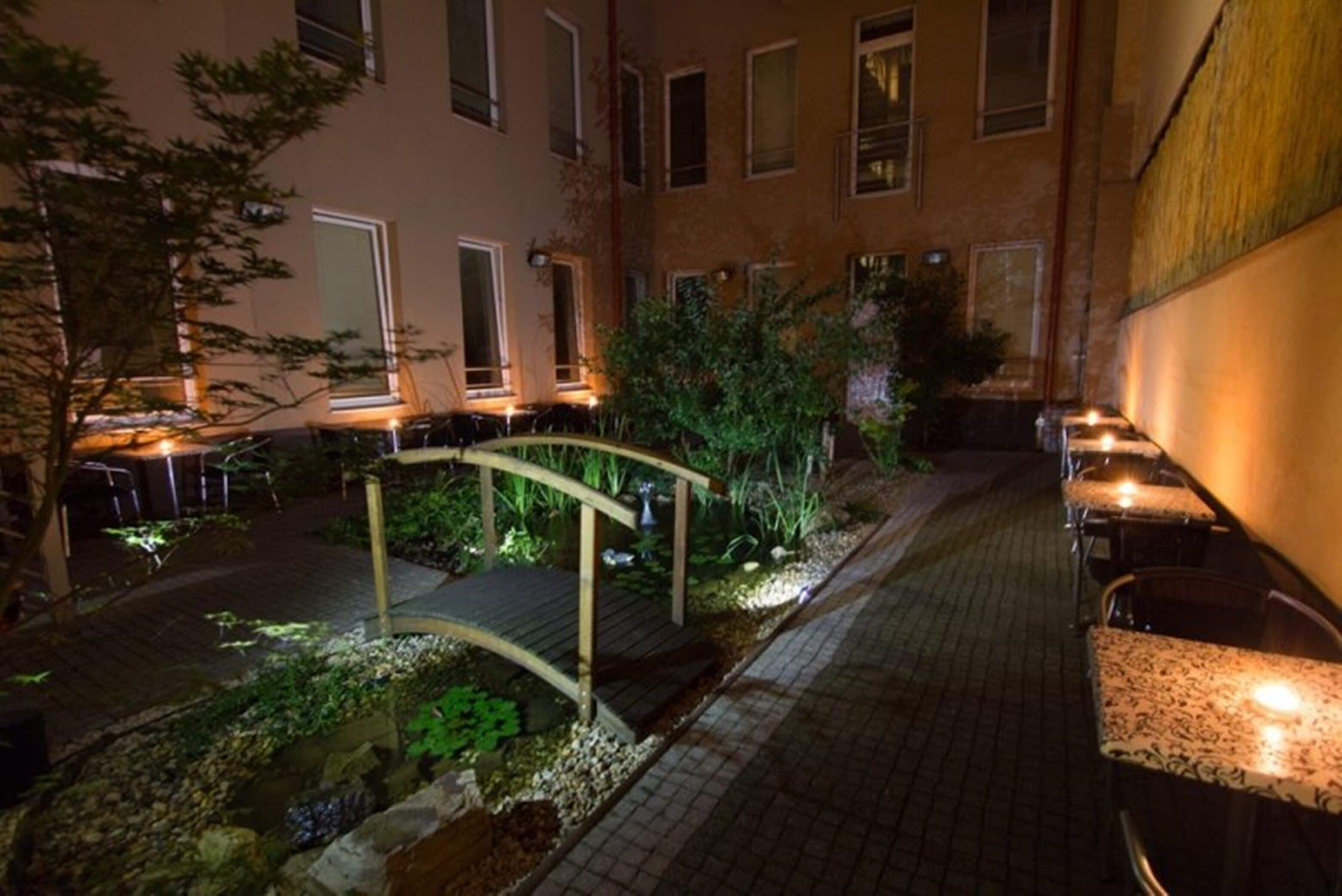 Photo - Six Inn Hotel Budapest