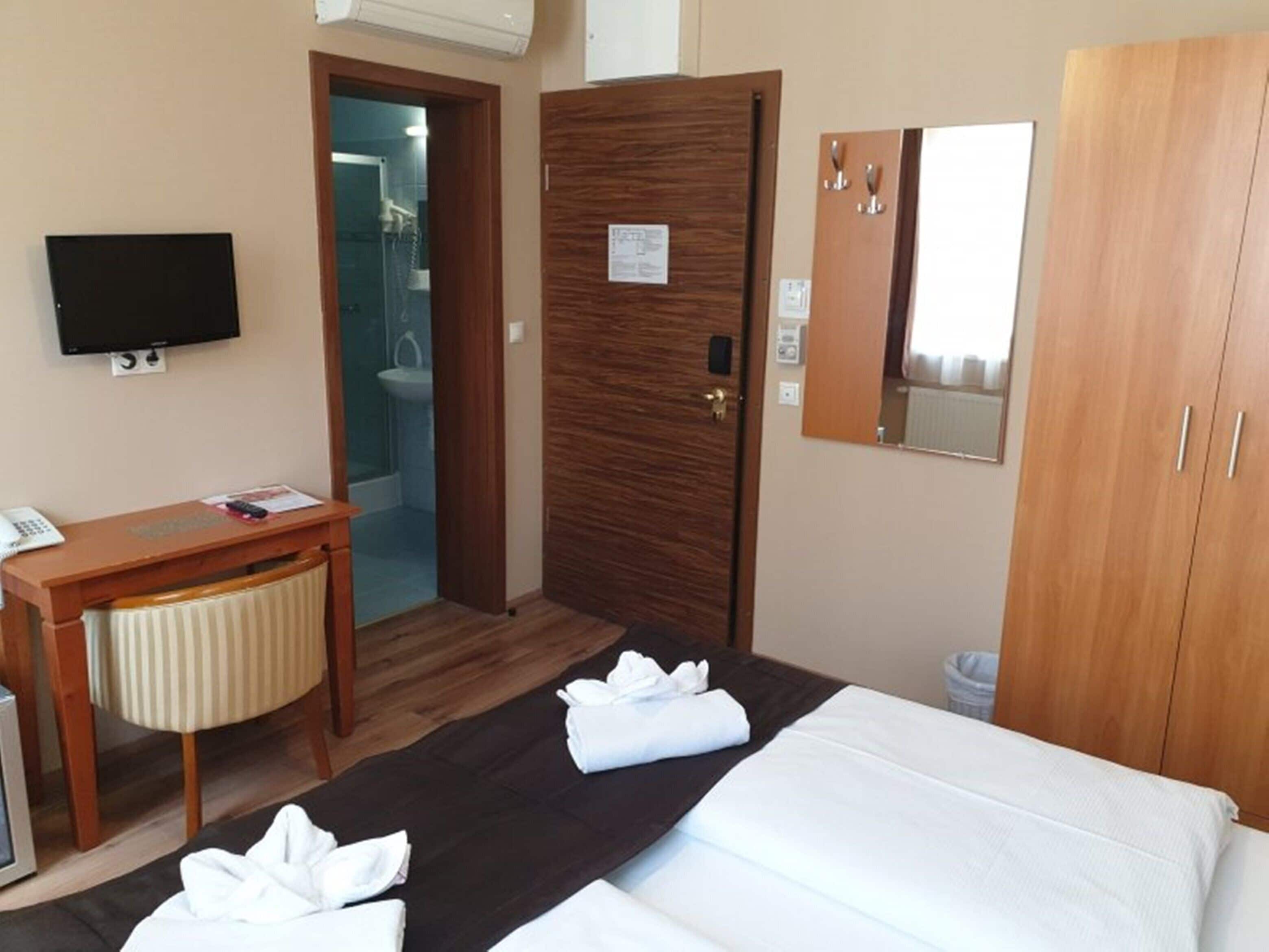 Photo - Six Inn Hotel Budapest