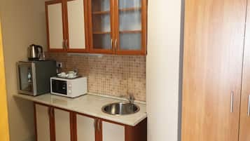 Deluxe Double Room | Private kitchen