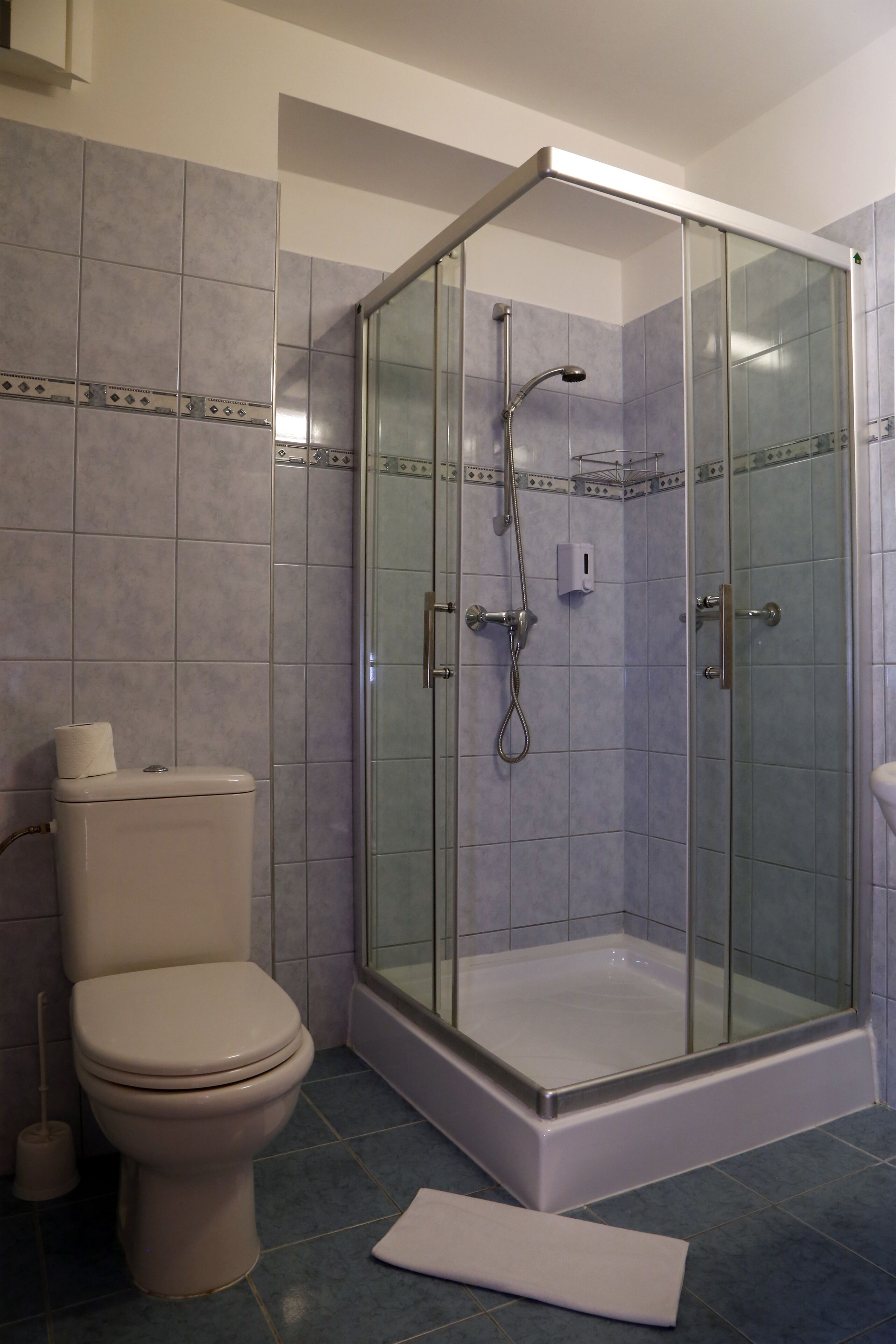 Photo - Six Inn Hotel Budapest