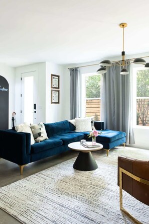 TV, Hulu, streaming services, offices