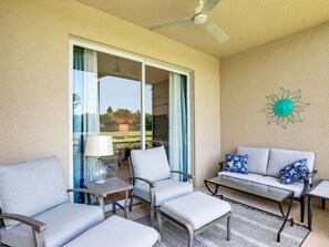 Terrace/patio - Beautiful, bright & sunny! Cypress Woods Golf, Pickleball, Tennis & more! (Naples)