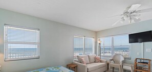 1 chambre, bureau, fer et planche Ă repasser, Wi-Fi gratuit