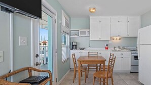 Dining - Second Floor Corner Efficiency Beachfront Retreat (N Redington Beach)