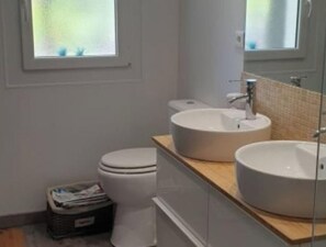 Shower, hair dryer, soap, shampoo