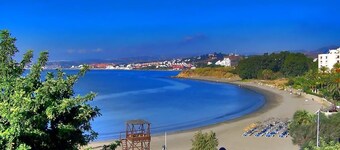 Superb apartment, with sea view, front of the beach ! 1 min to the beach!