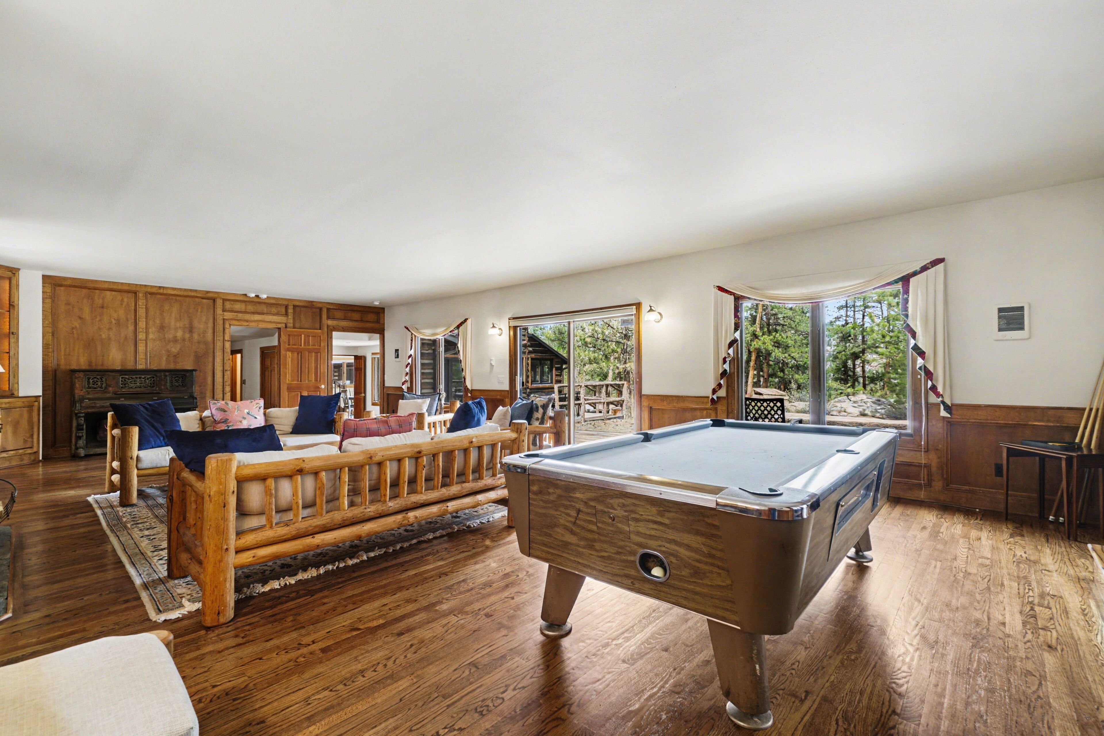House, 4 Bedrooms | Games room