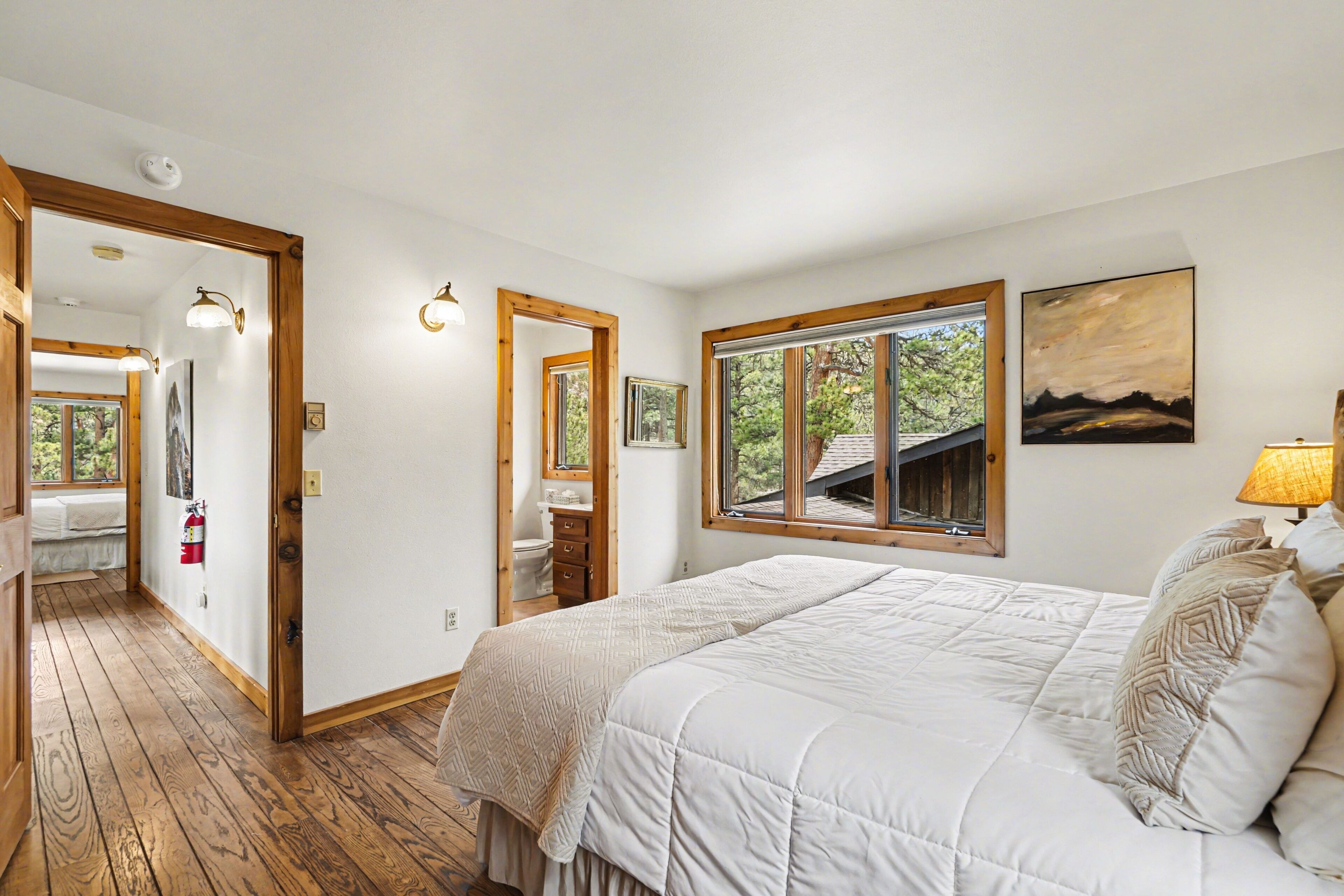 House, 4 Bedrooms | 4 bedrooms, laptop workspace, iron/ironing board, free WiFi