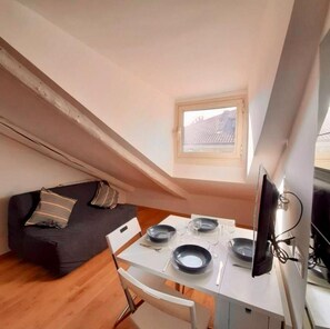 Living area - Casa Breton (Turin)