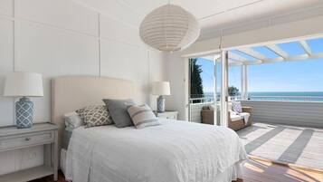 3 habitaciones, tabla de planchar con plancha, cuna de viaje y wifi