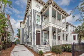 Exterior - Private Balcony • 2 Living Rooms • Walk to King St (Charleston)