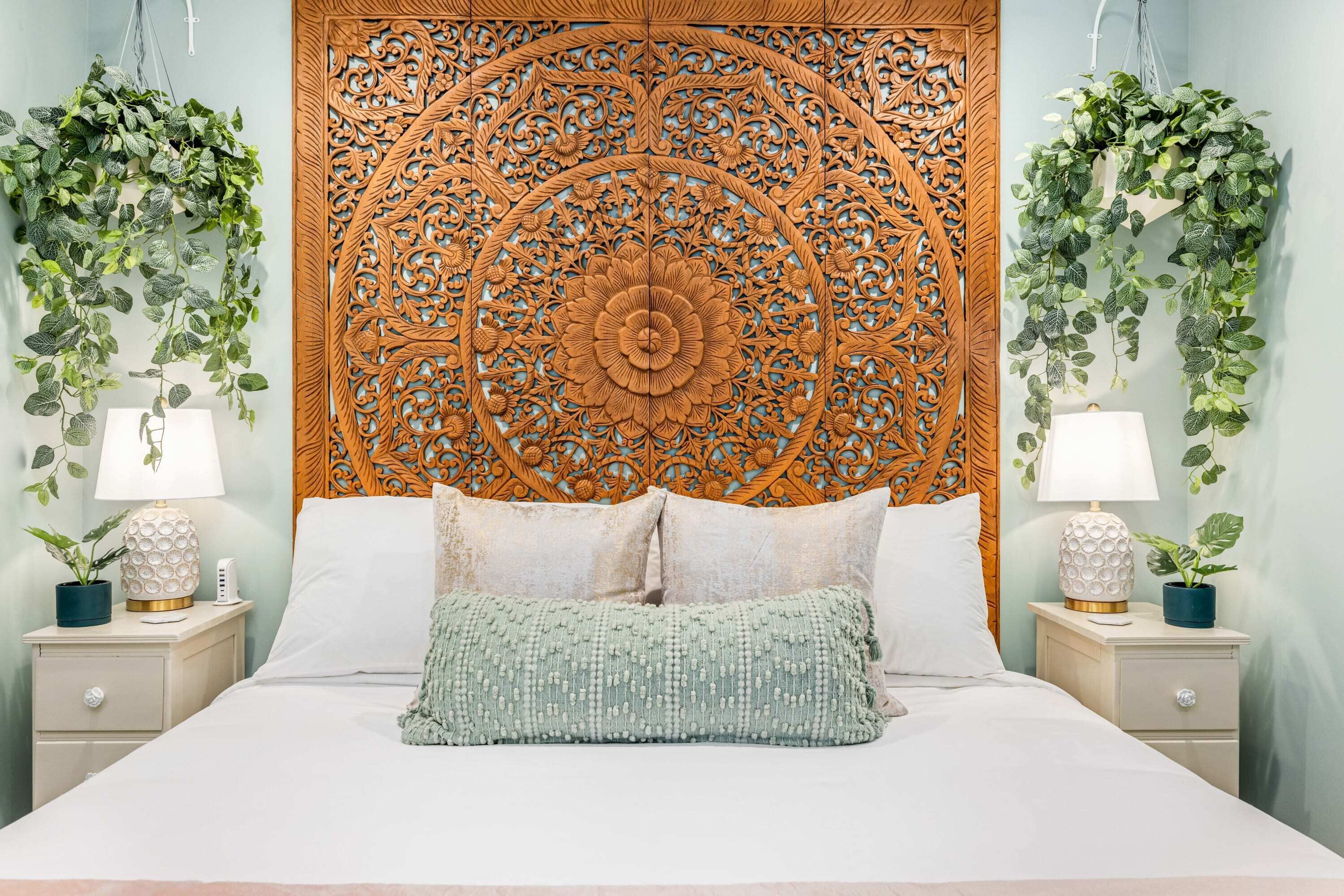 2 soverom, skrivebord, strykejern/-brett og wi-fi