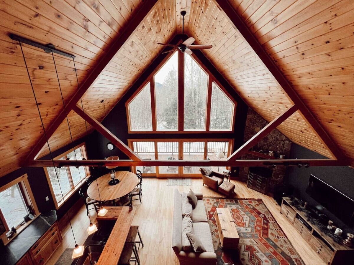 Smart TV, fireplace, video games, Netflix