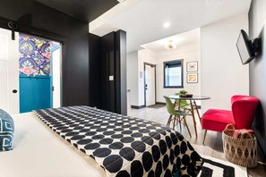 5 Schlafzimmer, Bügeleisen/Bügelbrett, Internetzugang, Bettwäsche