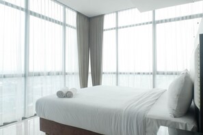 Deluxe Apartment - Vibrant Luxurious 2Br Apartment At Aryaduta Residence Connected To Cito Mall (Surabaya)