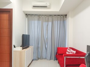 Living area - Comfortable And Tidy 2Br At Vida View Apartment (Makassar)