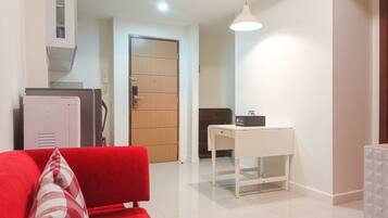 Deluxe Apartment | Living area