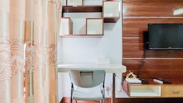 Deluxe Apartment | Living area