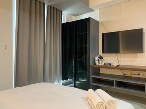 Deluxe Apartment | Living area