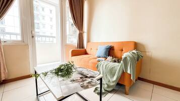 Deluxe Apartment | Living area