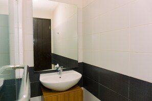Deluxe Apartment | Bilik Mandi