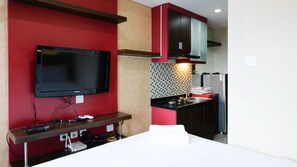 Free WiFi - Strategic And Cozy Living Studio At Tamansari Papilio Apartment (Surabaya)