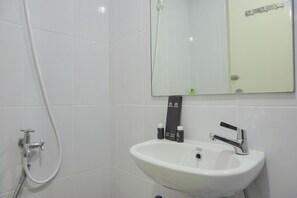 Apartamento luxo | Banheiro | Chuveiro, toalhas de banho